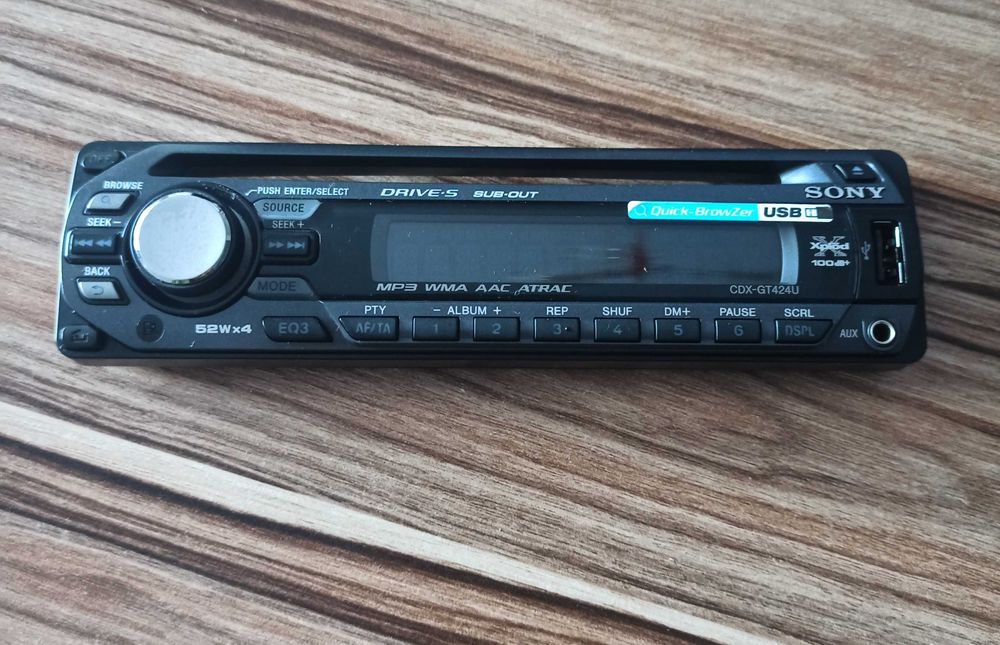 Авто CD MP3 плейър Sony