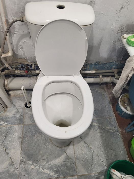 Продам унитаз б/у