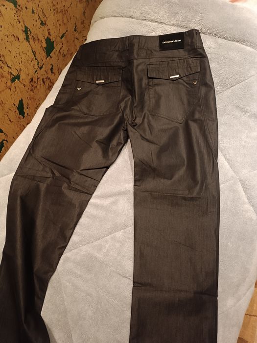 Мъжки панталон Armani.
