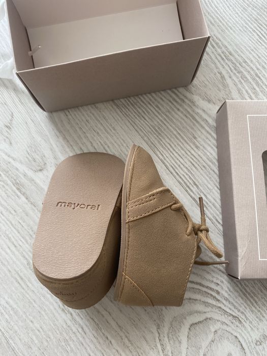 Pantofi eleganti pentru bebe, noi, nr. 18