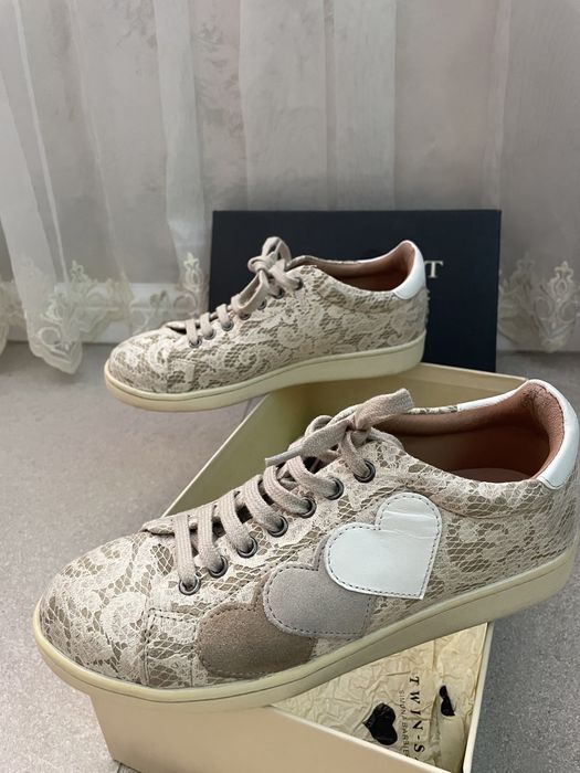 Сникърси Twinset