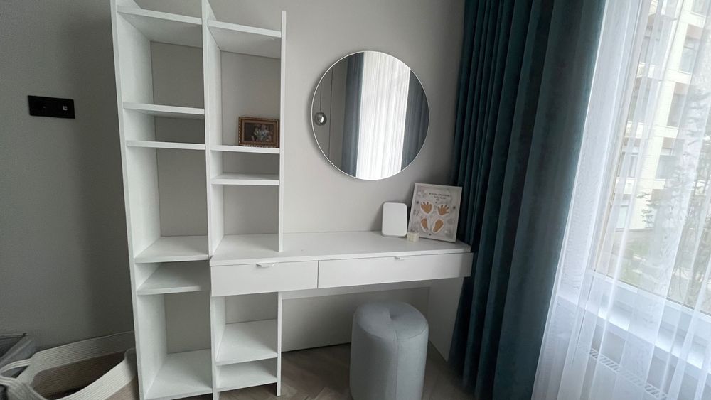 Туалетный столик