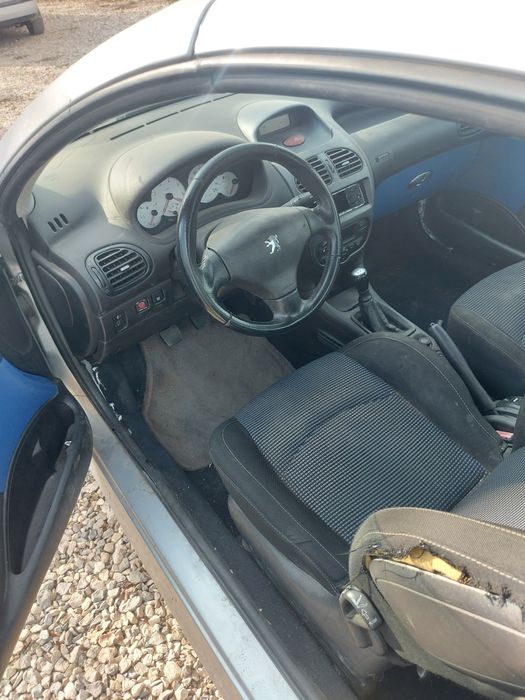 Пежа 206цц 1.6 i на части !!!