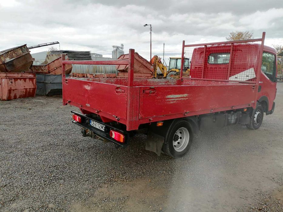 Продавам Renault maxity дизел бордово 2015 година