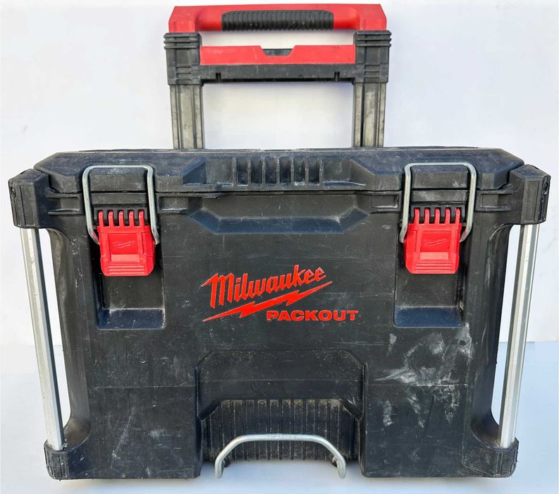 Milwaukee PACKOUT - Куфар с колела за машини и инструменти