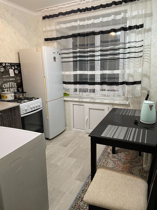 Сдам 1 ку по суткам в Рудном