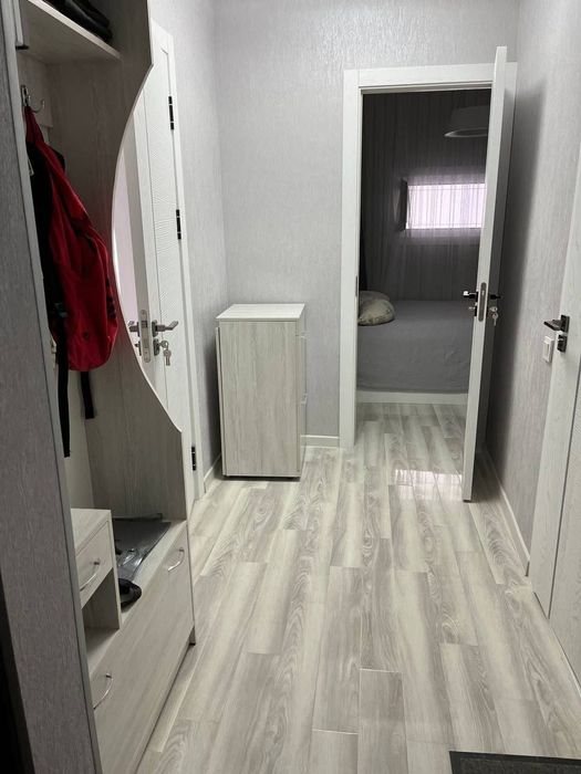 Квартира 2х комнат на Ц-7 Ор: Корейское посльство Срочно Продажа!