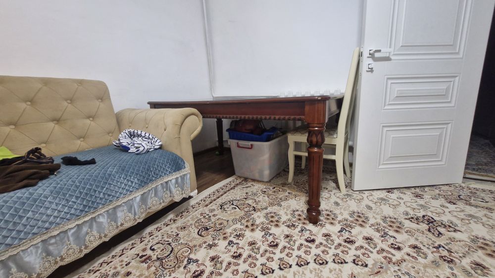 Продам стол из настоящего дерева