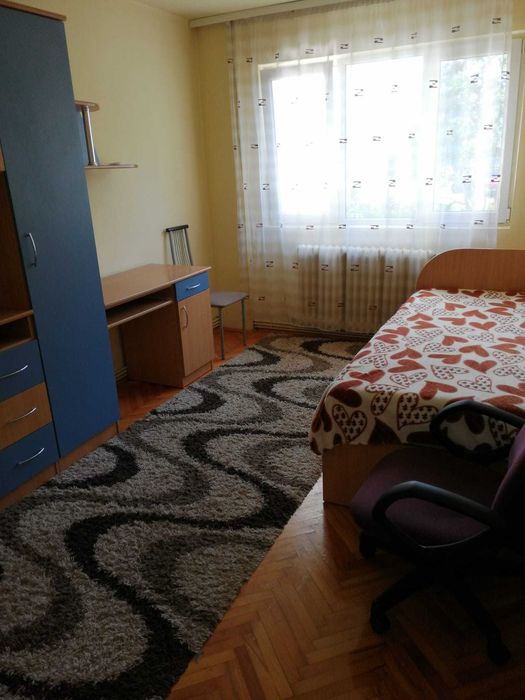 Apartament 3 camere decomandat 70 mp Gheorgheni