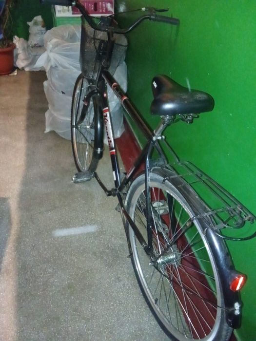Bicicleta cu roata de rezerva fata