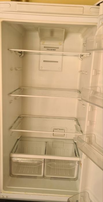 Холодильник Indesit оригинал