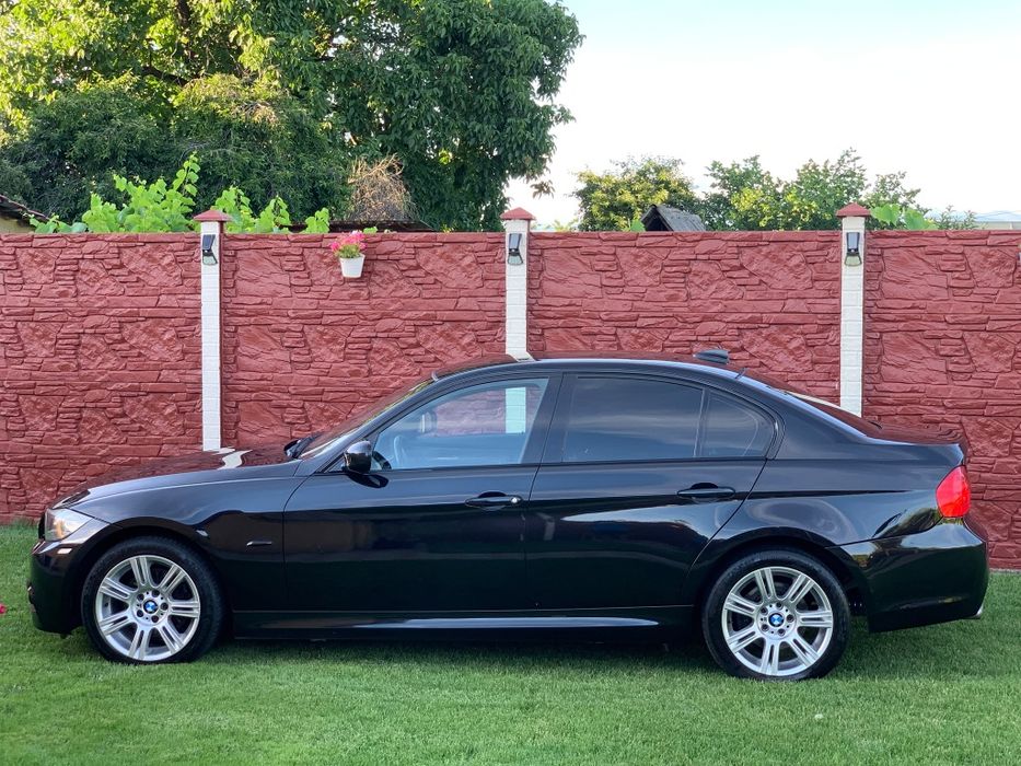BMW / Seria3 / 320 Diesel /Xdrive/  By xenon / Navi Mare / M Pachet
