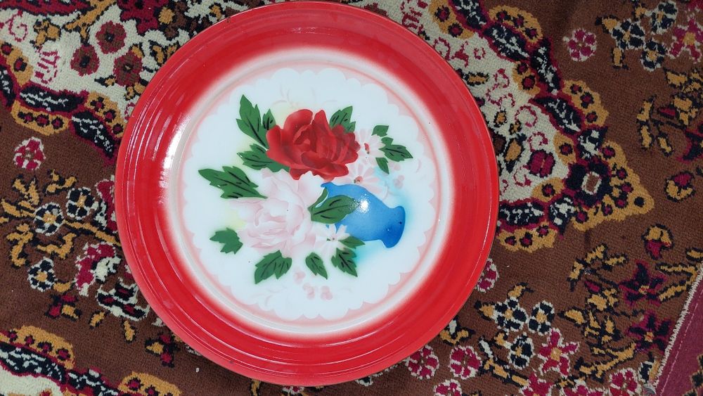 Поднос эмалированый