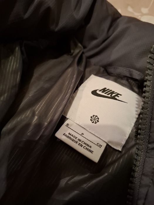 Geaca Nike Puffer Gri