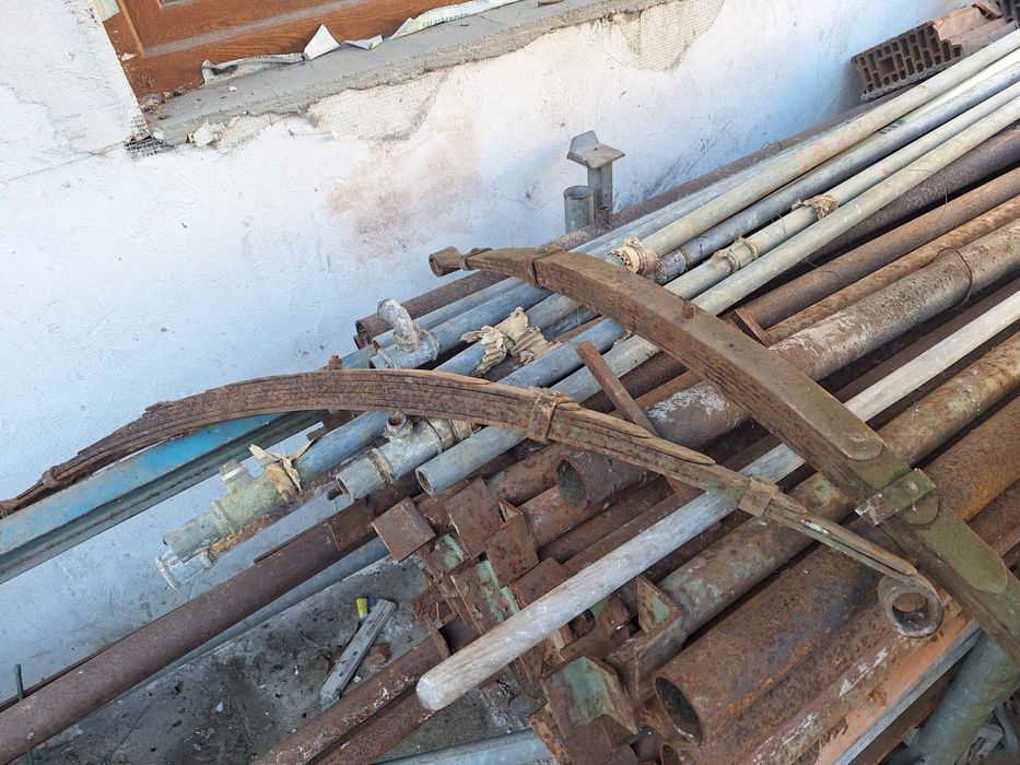 Arcuri remorca in stare buna