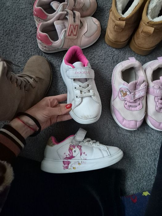 Обувки за момиче, ботуши, маратонки ест кожа 25 номер