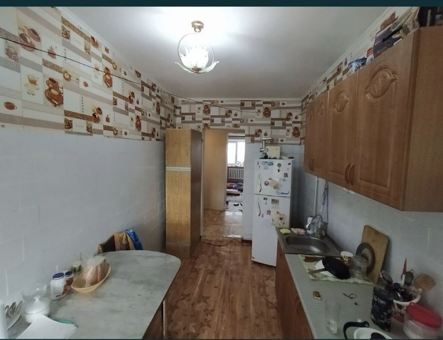 Сдам 3 комнатный квартиру