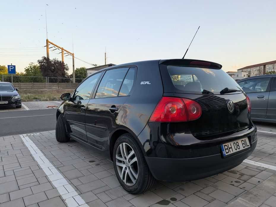 Vand Volkswagen Golf 5 1.6 MPI Goal