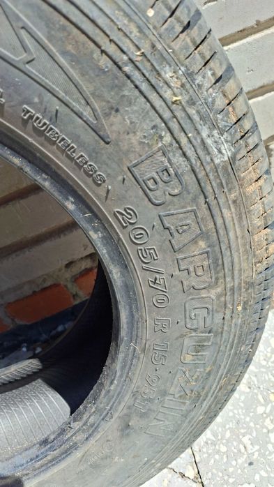 Одна шина 205/70/15