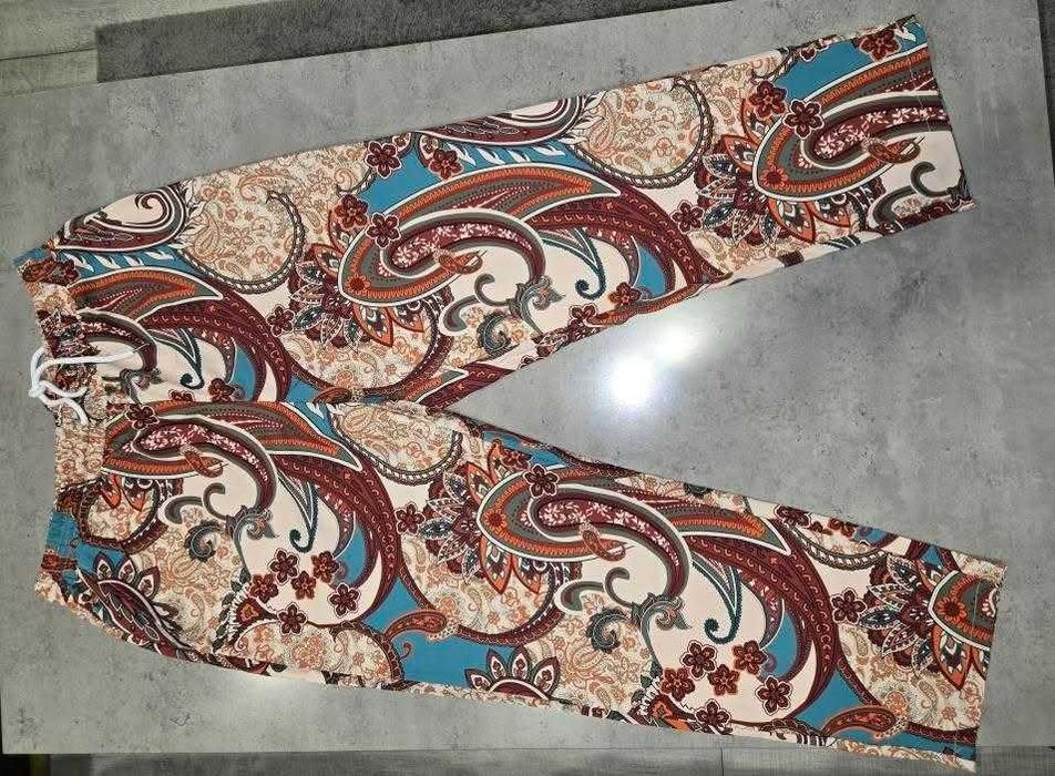 Комплект чисто нов, размер L