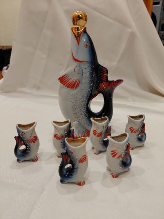 Фарфоровый штоф рыбка