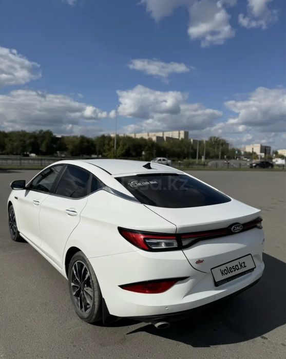Продам Jac j7 2023