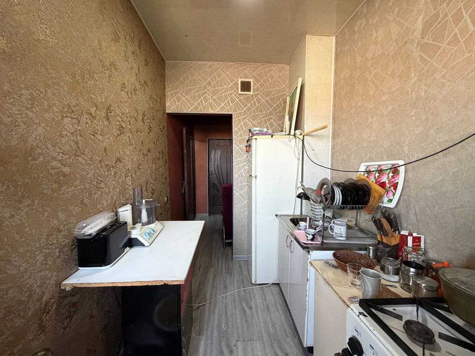 Продаю квартиру Яшнабадский р-н Авиасозлар маг.Россия 1ком 7-этаж 30м2