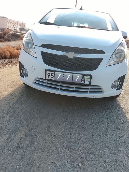 Спарк 2011-жылы ислеп шыгарылган