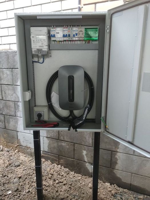 Установка/Зарядки для Электромобиля/Зашита от Перегрузки/Заземление.