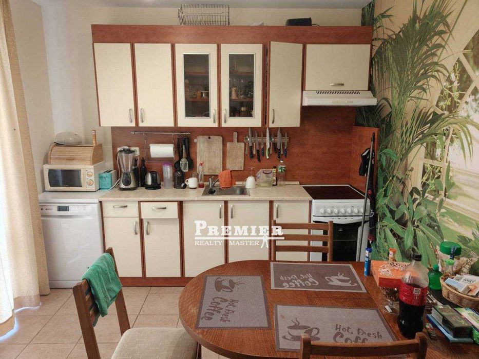 Продава се Тристаен апартамент в Свети Влас - 86 кв.м за 1047 €/кв.м - Снимка #2