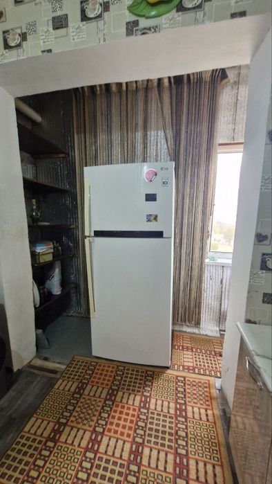 ЧИРЧИК ШАХРИДА арендага  КВАРТИРА  10-микрорайонда 2 хоналииссик сув