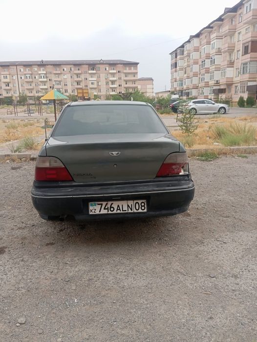 Машина.   Нексиа