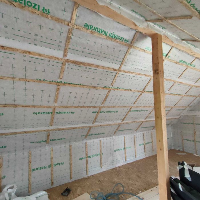 Lână de lemn - izolație poduri și mansarde