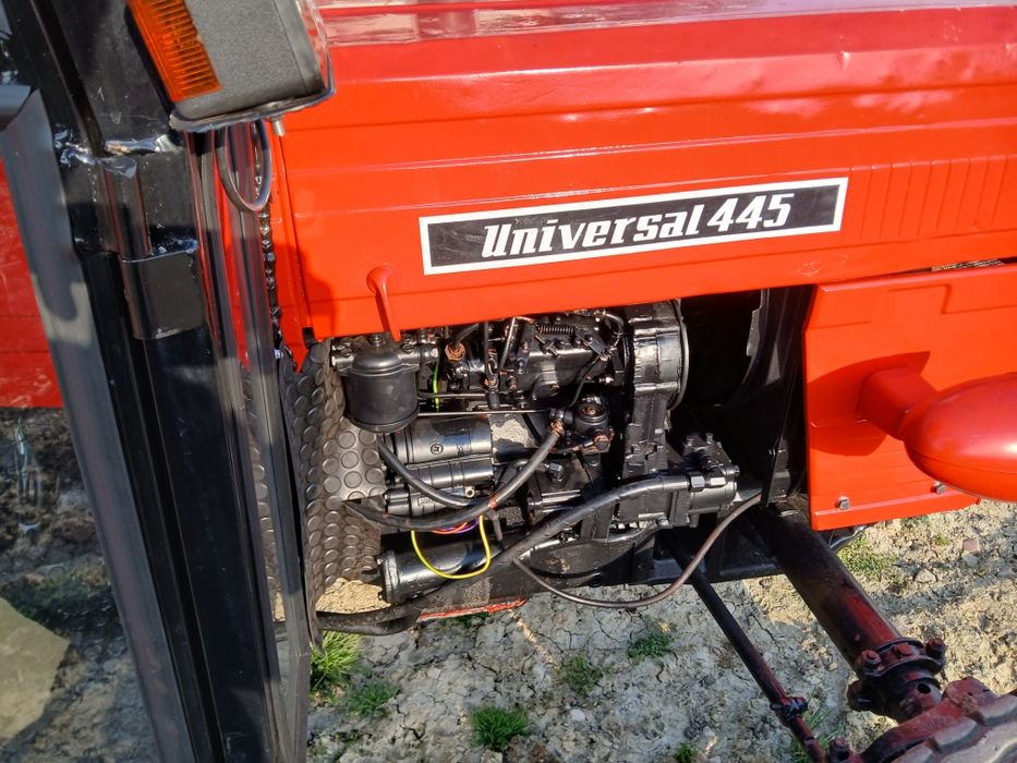 Tractor   U 445 nou