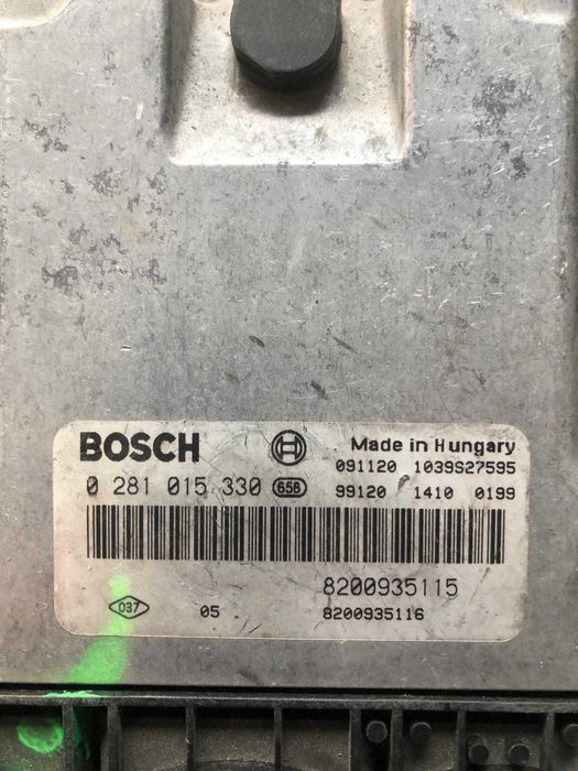 ECU Calculator motor Renault Trafic 2.0DCI 8200935116 0281015330