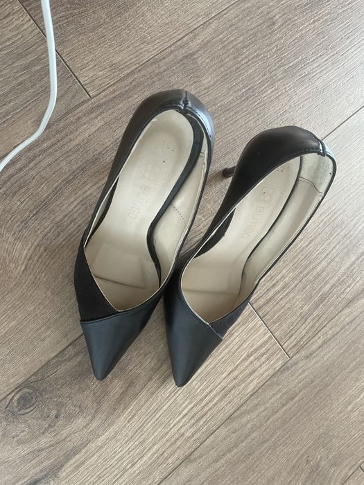 Туфли на каблуках