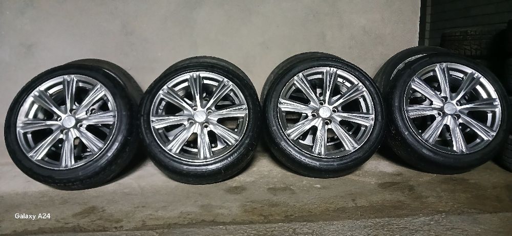 Атика торус релс