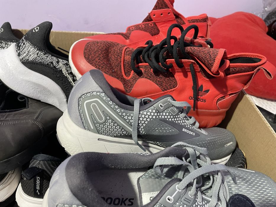 Second si noi adidasi originali