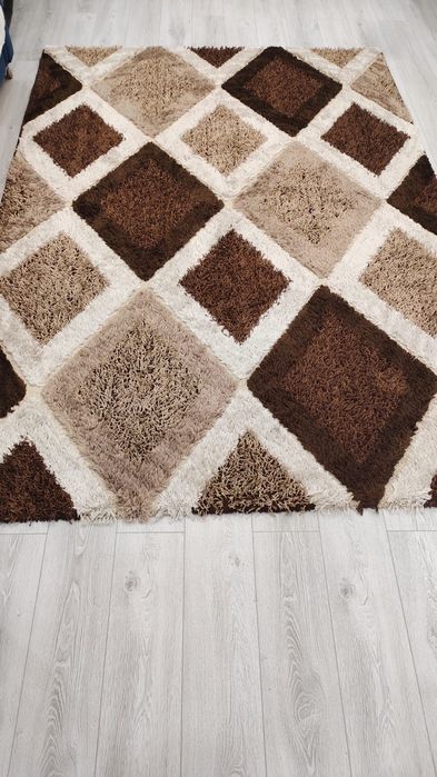 Продам ковры в отличном состоянии