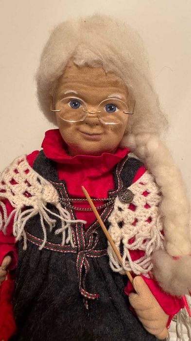 Винтидж, ръчно изработена кукла– Норвегия, 1960г! Уникален декор!
