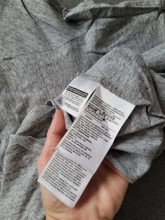 Tricou Levis marime oversize Xs -M