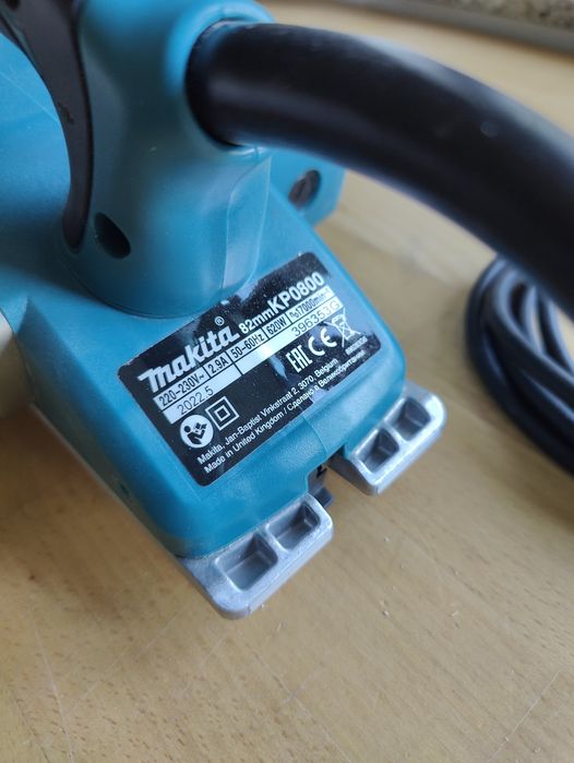 Rindea Electrica Makita KP0800