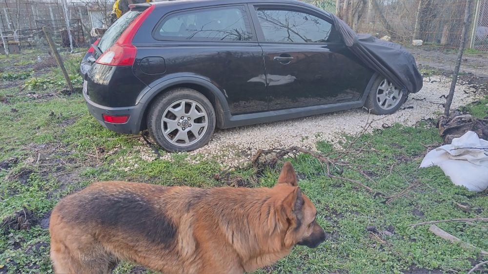 Volvo C30 2007г.  1.8 125к.с. бензин черно