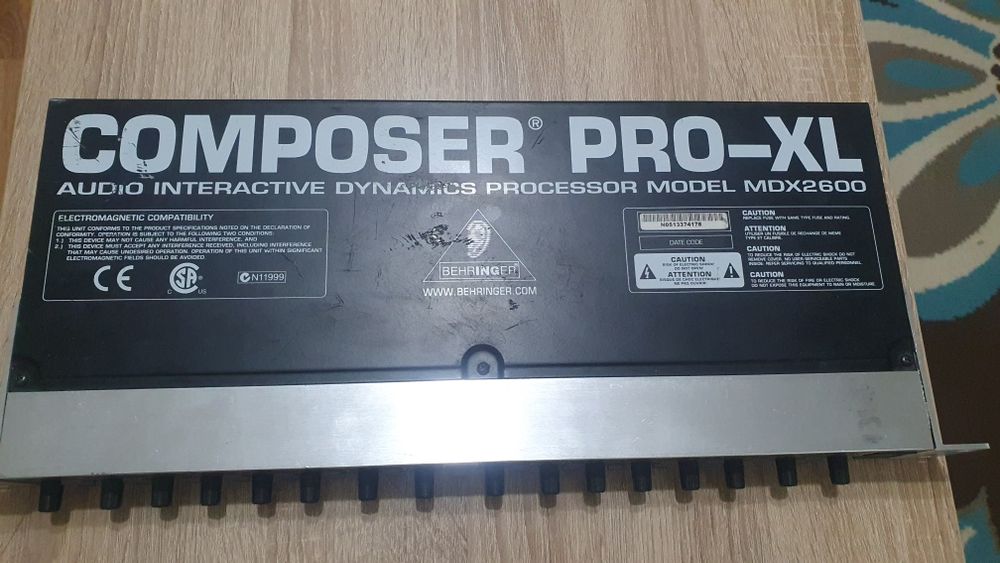 Procesor audio Behringer