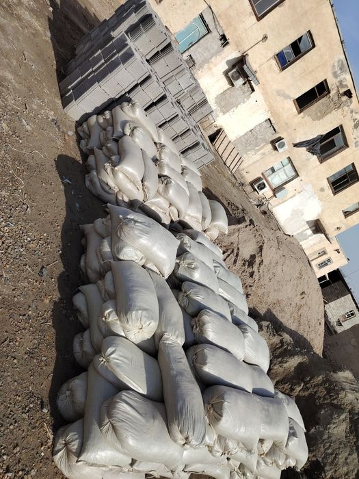 Шлакоблок сотилади Ғиждувон шахрида