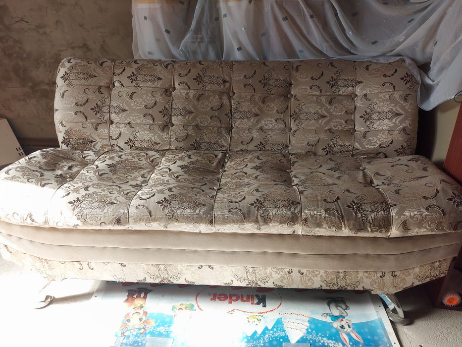 Продам диван и кресла