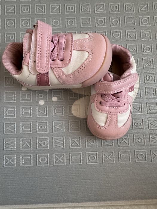 Детски обувки/маратонки