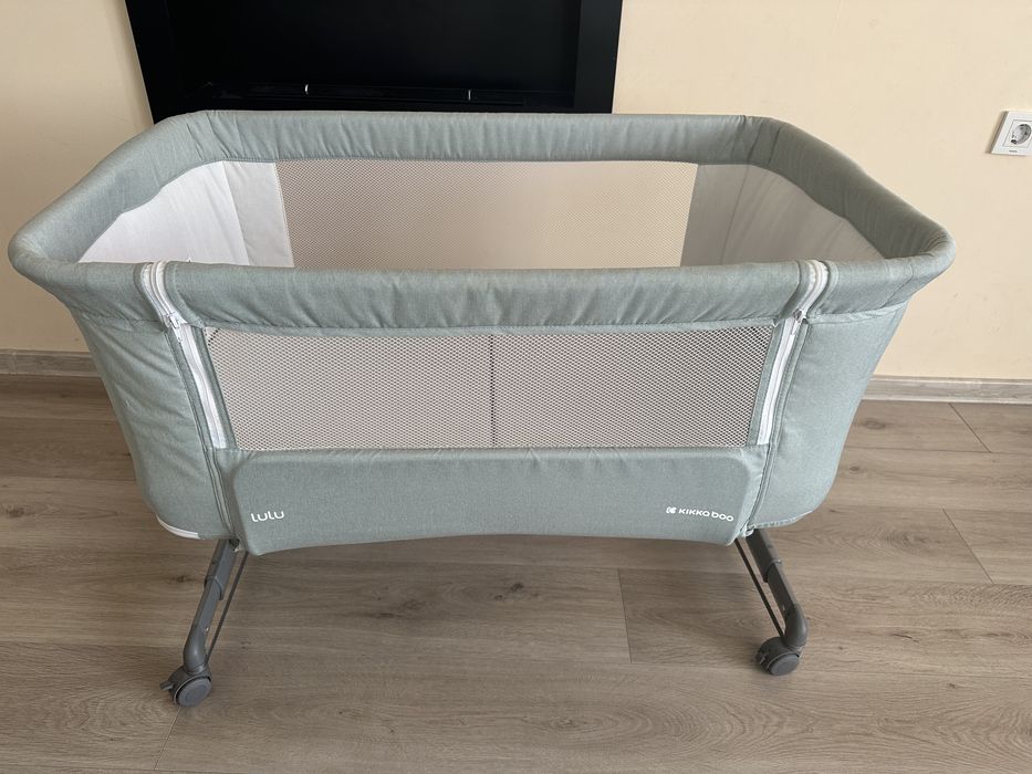 Кошара next to me