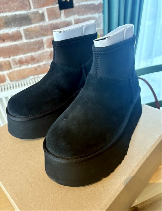UGG Mini Dipper, noi, originale