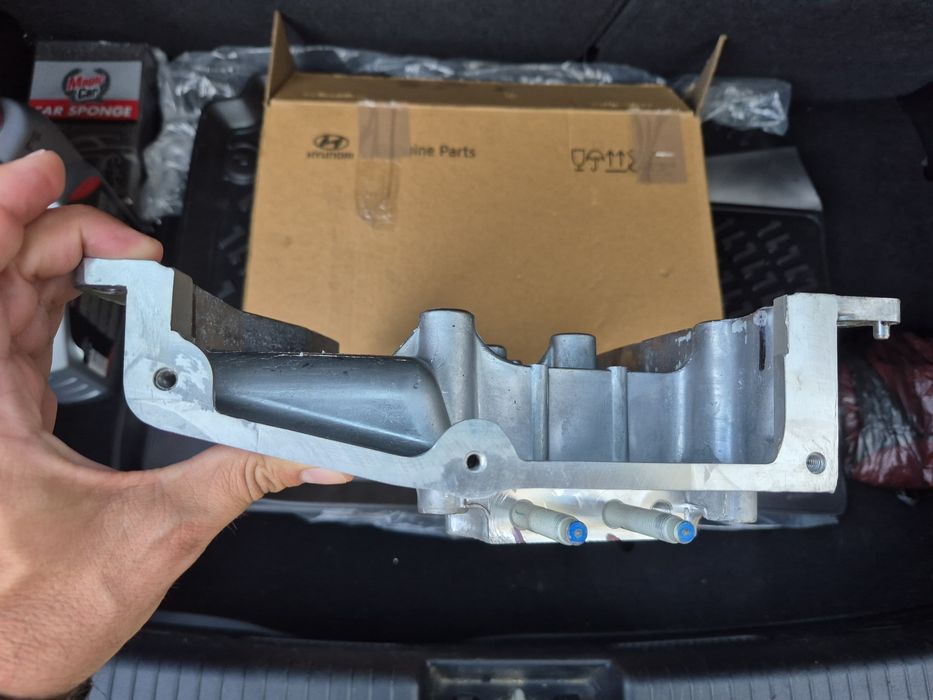 Капак за ангренажна верига hyundai i20 1.2  78 кс